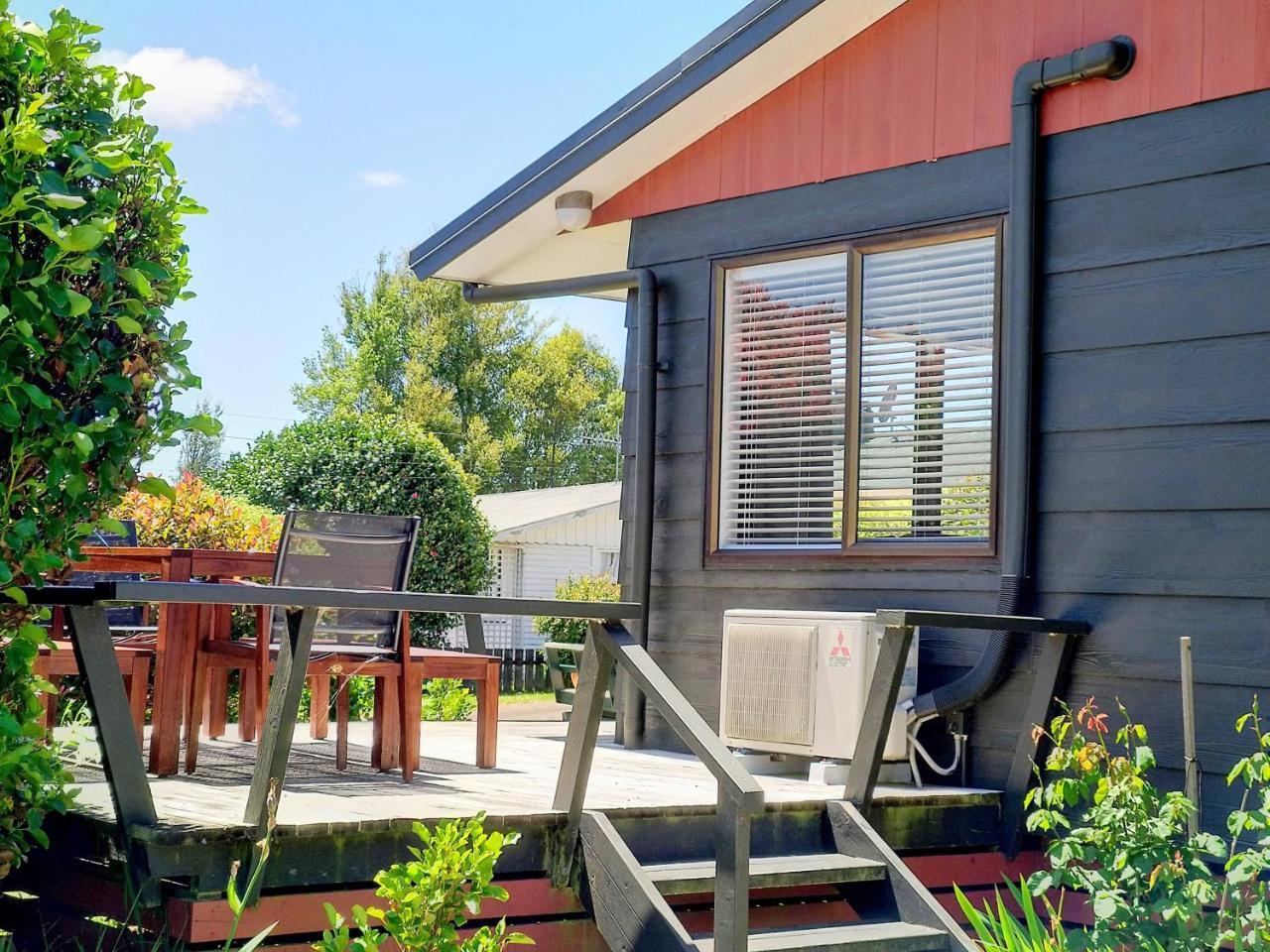 Bram'S Bach Villa Taupo Exterior foto