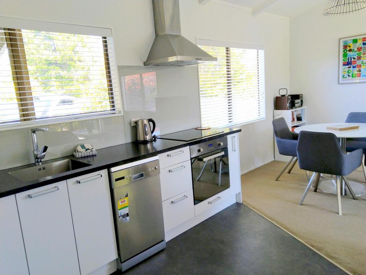 Bram'S Bach Villa Taupo Exterior foto
