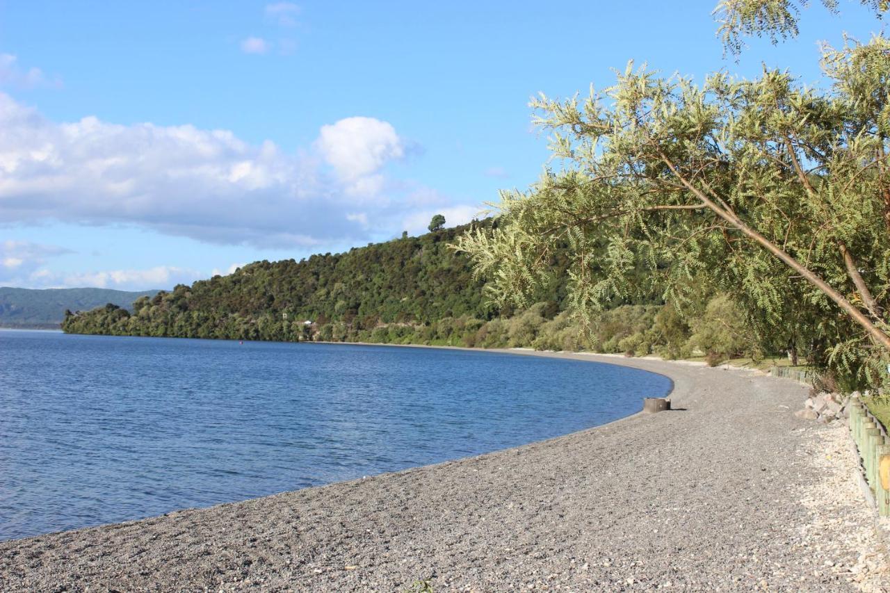 Bram'S Bach Villa Taupo Exterior foto
