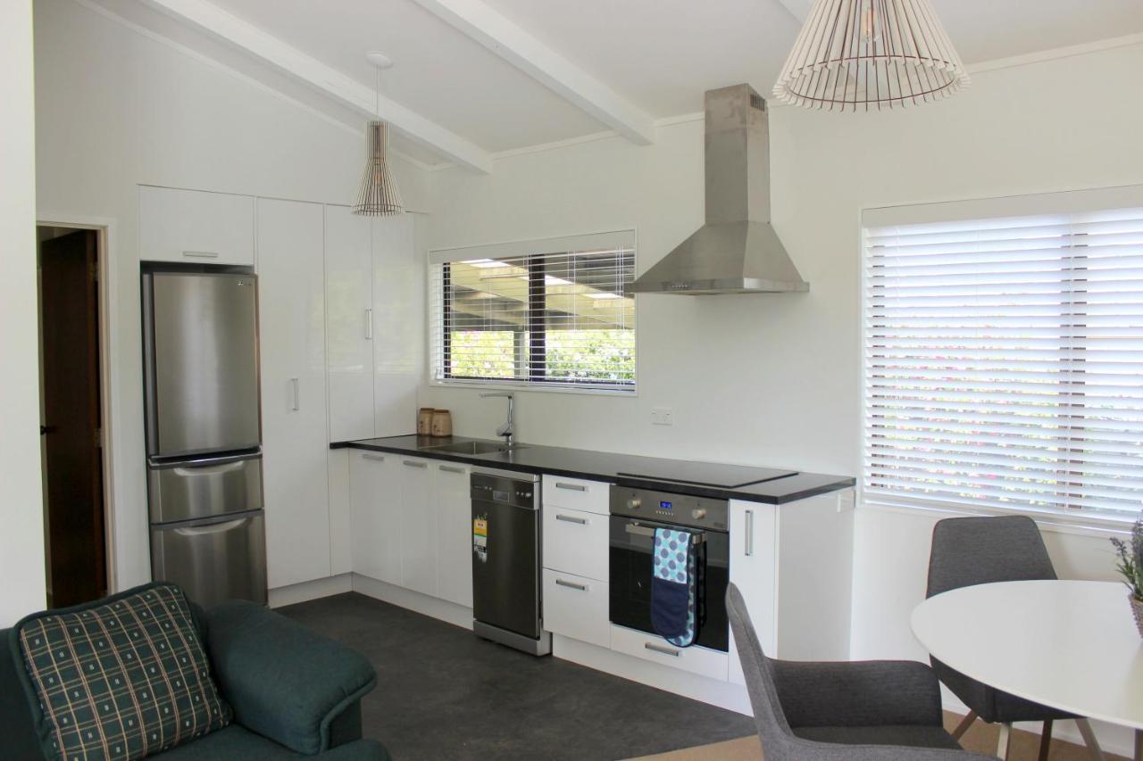 Bram'S Bach Villa Taupo Exterior foto