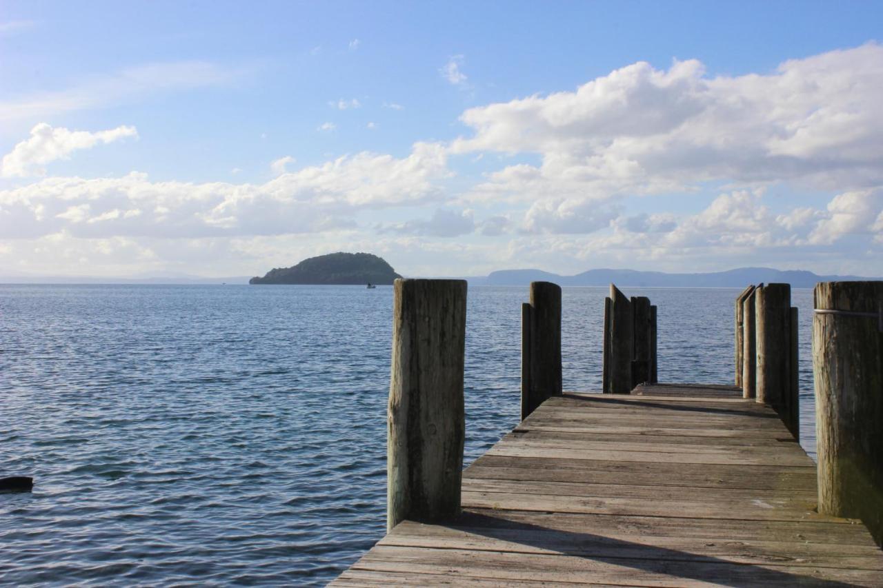 Bram'S Bach Villa Taupo Exterior foto