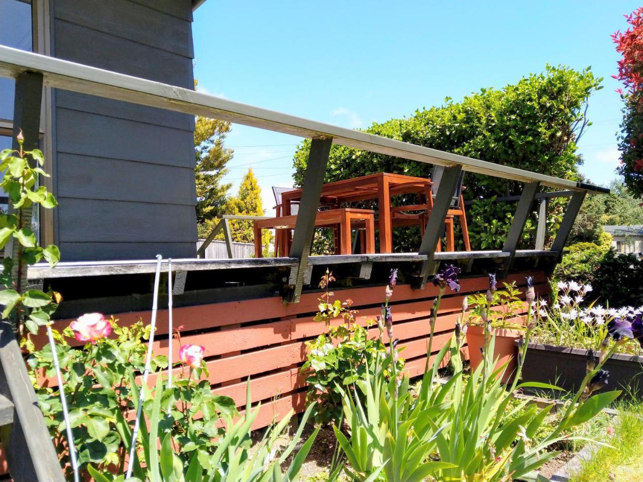 Bram'S Bach Villa Taupo Exterior foto
