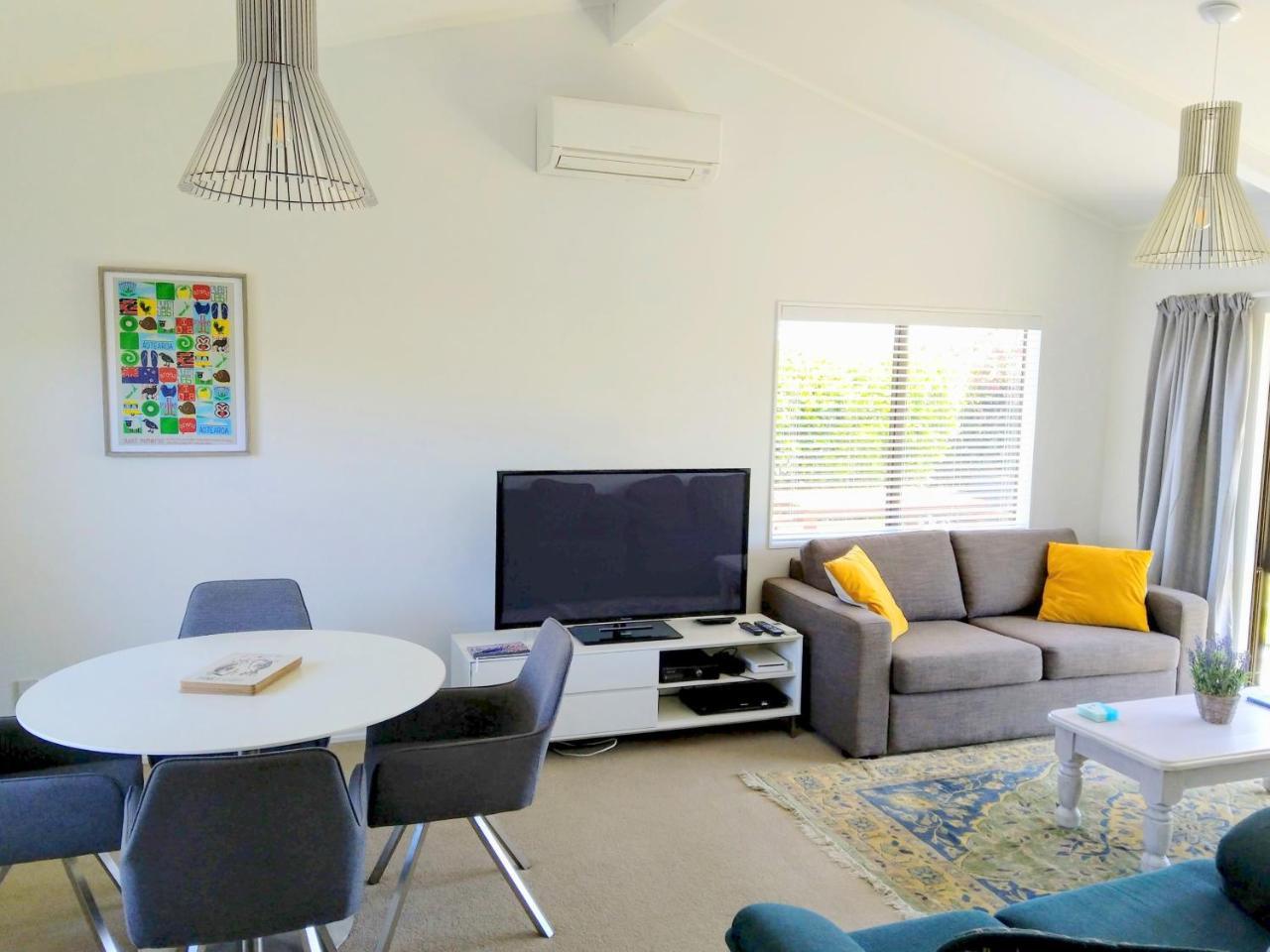Bram'S Bach Villa Taupo Exterior foto